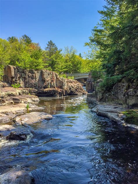 Wisconsin Explorer Hiking The Ice Age Trail Eau Claire Dells Segment