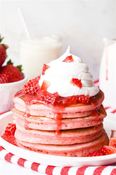 Strawberry Pancakes • Dance Around The Kitchen