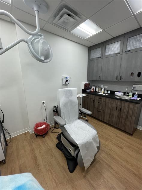 Oak Dermatology Updated January 2025 30 Photos And 26 Reviews 550 E