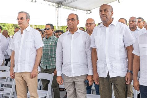 Presidente Abinader Inaugura La Carretera Chirino Monte Plata Visitantes