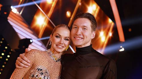 Lets Dance Star Evgeny Vinokurov präsentiert seine Kids sehen