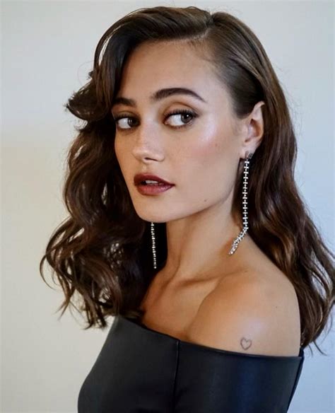 Ella Purnell Rladiesinleather