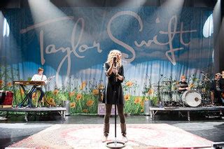 Tour Opening Act - Taylor Swift Switzerland