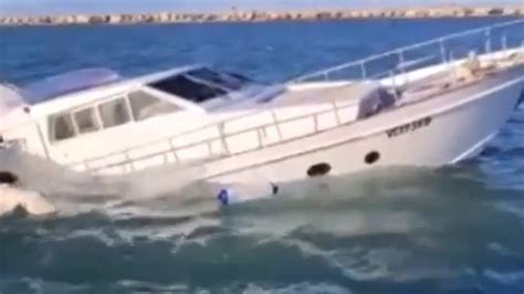 Yacht Di Metri Affonda A Ostia Il Comandante Lancia Lsos Salvato