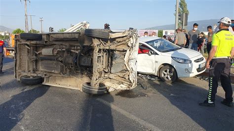 Nazillide trafik kazası 4 yaralı Aydın Haberleri