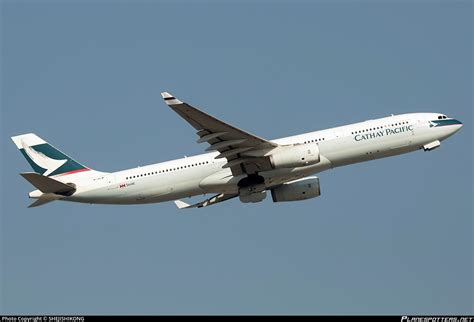 B HLM Cathay Pacific Airbus A330 343 Photo By SHEJISHIKONG ID 1243325