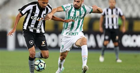 Palmeiras tem boas memórias contra o Botafogo no Rio Veja retrospecto