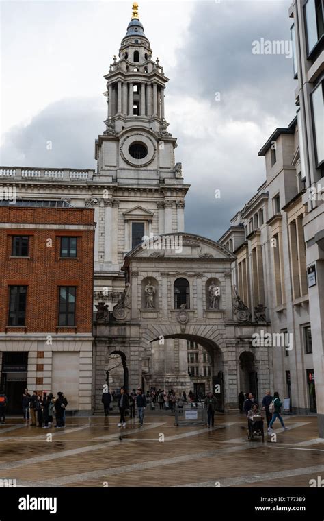 Paternoster Square - London Stock Photo - Alamy