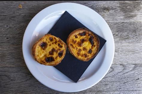 Tartas Tradicionales Portuguesas De Huevo Pastel De Nata Foto De