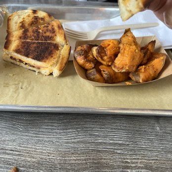 MAPLE TREE BBQ - 640 Photos & 547 Reviews - 820 W Main St, Riverhead, New York - Barbeque ...