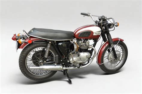 Triumph T100r Daytona 500cc 1972 Red And White Color 4