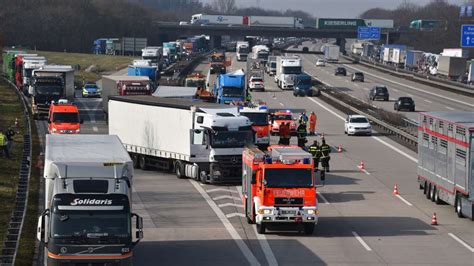 Mannheim Walldorf Unfälle auf A5 und A6 zugenommen Polizei fordert