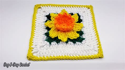 How To Crochet A Flower Granny Square Daffodil Flower Bag O Day