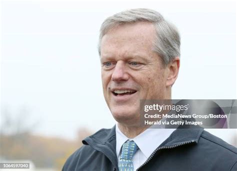 Charlie Baker Campaign Photos Et Images De Collection Getty Images