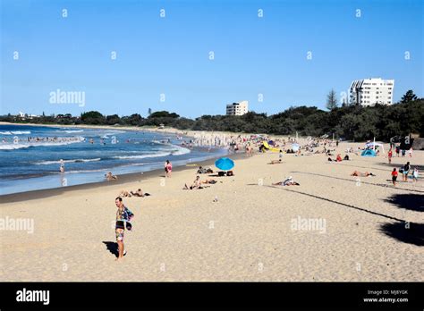 BEAUTIFUL MOOLOOLABA BEACH Stock Photo - Alamy