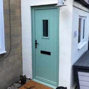 Should I Choose A Solidor For My Front Door Replacement