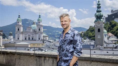 Schauspieler Philipp Hochmair Das Schicksal Hat Mich In Den Jedermann