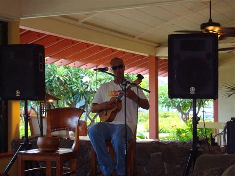 Hukilau Lanai - East Kauai Bar/Lounge • Restaurant • Music Venue ...