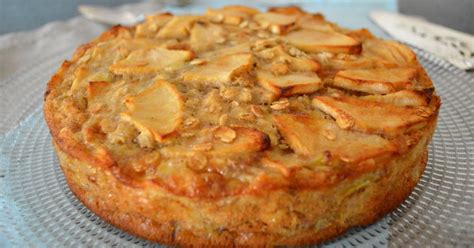 Une belle recette de gâteau léger aux pommes et aux flocons davoine