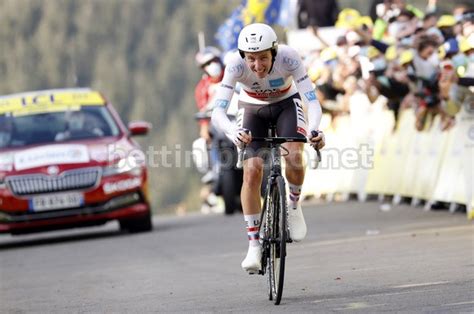 TOUR DE FRANCE RIBALTONE POGACAR VINCE E SI PRENDE LA MAGLIA GIALLA