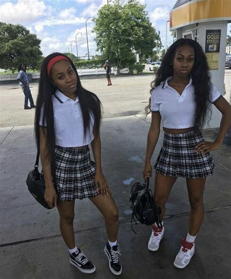 Pin By Claire🍯🤩 On Baddie Squads With Images Matching Outfits Best Friend Black Girl