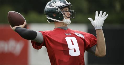 A doctor explains Nick Foles' injury | PhillyVoice