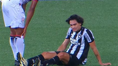 lesão muscular Matheus Nascimento desfalca Botafogo por quatro