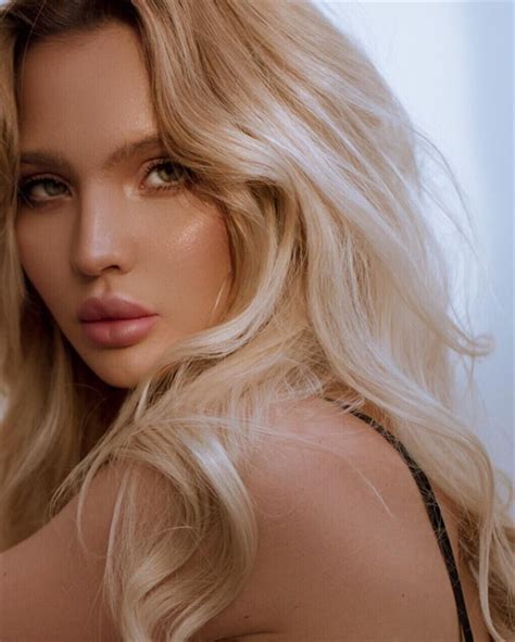 Wonderful Kristina 32 Y O From Novokuybyshevsk With Blonde Hair ID 678657 LadaDate