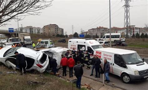 Son Dakika OTOMOBİLLE POLİSTEN KAÇAN UYUŞTURUCU ŞÜPHELİSİ KAZA YAPTI