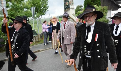 125 Jahre Feuerwehr Pilsheim So schön war der Festzug