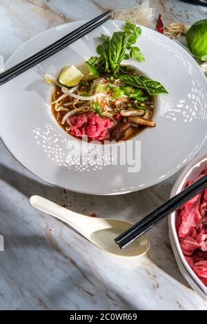 Pho Bo Beef Und Nudelsuppe Vietnam Essen Stockfotografie Alamy