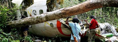 Voo 1907 10 Anos Depois Do Acidente Com O Boeing Da Gol Defesa Aérea And Naval