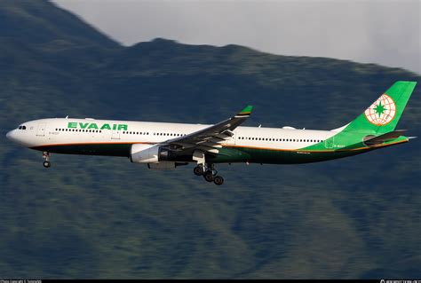 B 16337 EVA Air Airbus A330 302 Photo By TommyNG ID 1643611