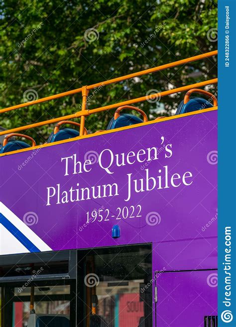 A London Tour Bus Decorated For The Queen S Platinum Jubilee