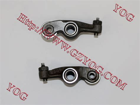 Yog Motorcycle Spare Parts Engine Valve Rocker Arm For Bajaj Boxer