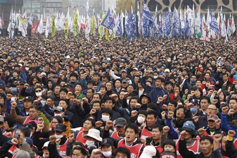 韩国数万人游行反对g20峰会 一名恐怖嫌疑人被捕组图 搜狐新闻