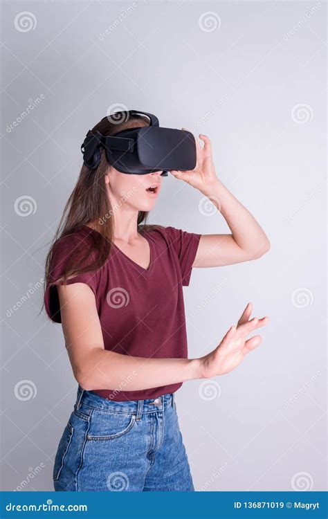 Amazed Positive Woman Wearing Virtual Reality Goggles Headset Vr Box