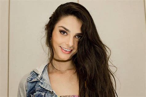 Conheça Dread Hot a musa do pornô empoderado Metrópoles