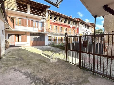 Casas E Apartamentos Venda Via Torino Cossano Canavese It Lia