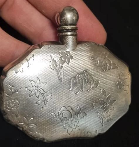 Jolie Flacon De Parfum Ancien En Argent Massif Decor Art Nouveau Eur