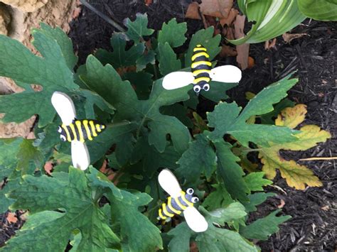 Bumble Bee Garden Stakeshoney Bee Garden Decor Garden | Etsy