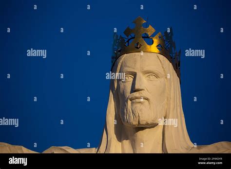 La Estatua Más Alta De Jesus Cristo Fotografías E Imágenes De Alta