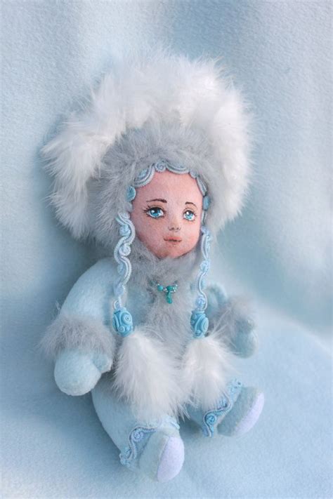 Кукла из фетра выполнена на основе пупсика. | Soft toy, Dolls, Etsy