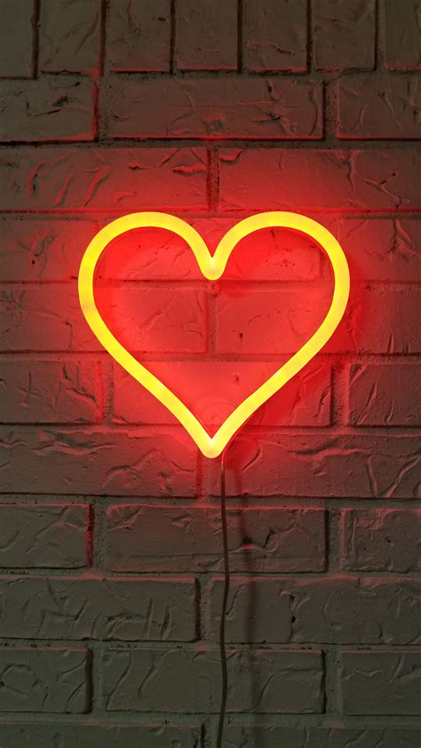 Neon Heart | shopnarwall