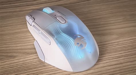 Roccat Kone Xp Air Review Packed With Rgb And Buttons Tom S Hardware