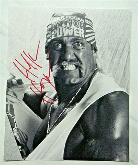 Hulk Hogan Signed 8x10 Celebrity Photograph 3871009580