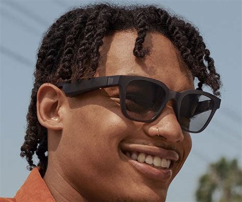 Bose's Frames are Sunglasses with Built-in Speakers and AR Support