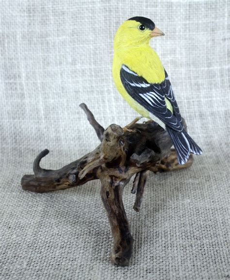 Custom Goldfinch Carving By Mike Berlin Bird Carving Bird Carving