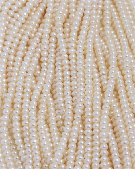 Fresh Water Pearls Button Shape 3 X 5 Mm Sold Per Strand Approx 83