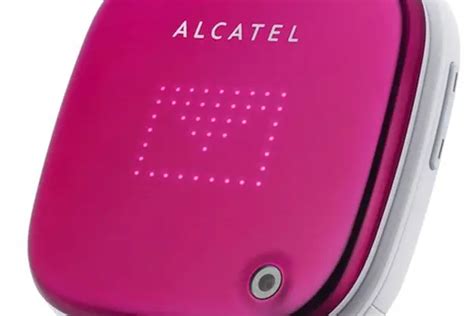 Alcatel Y Sus Nuevos Dise Os De La Mano De Paola Pinnavaia Pasionmovil